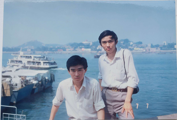 1989年7月7日在去鼓浪屿海边
